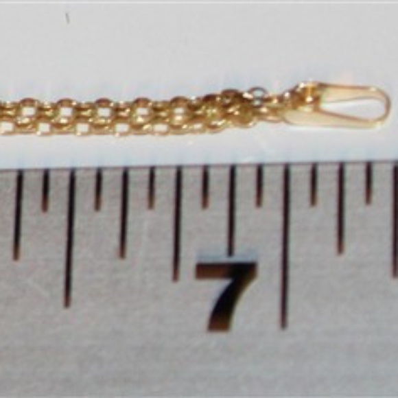 Solid 14K yellow gold marked 14K 7inch thick clasp Bracelet - Picture 3 of 4